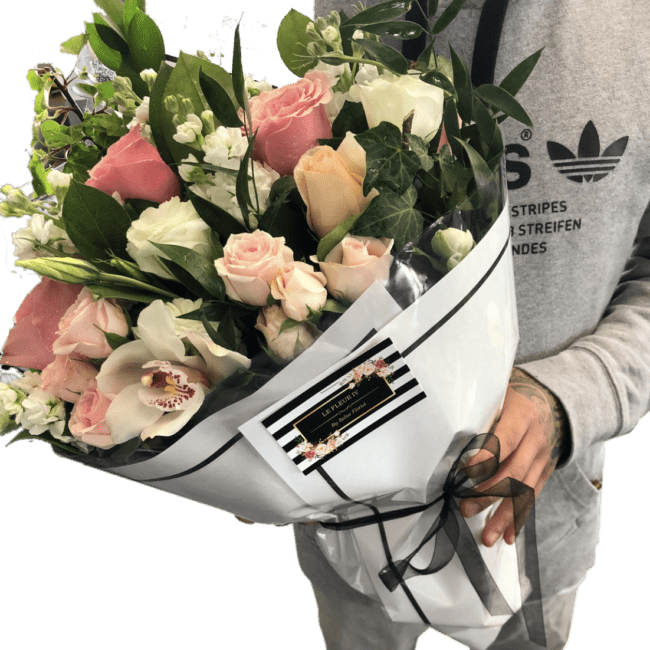 Deluxe Wrap Bouquet 37